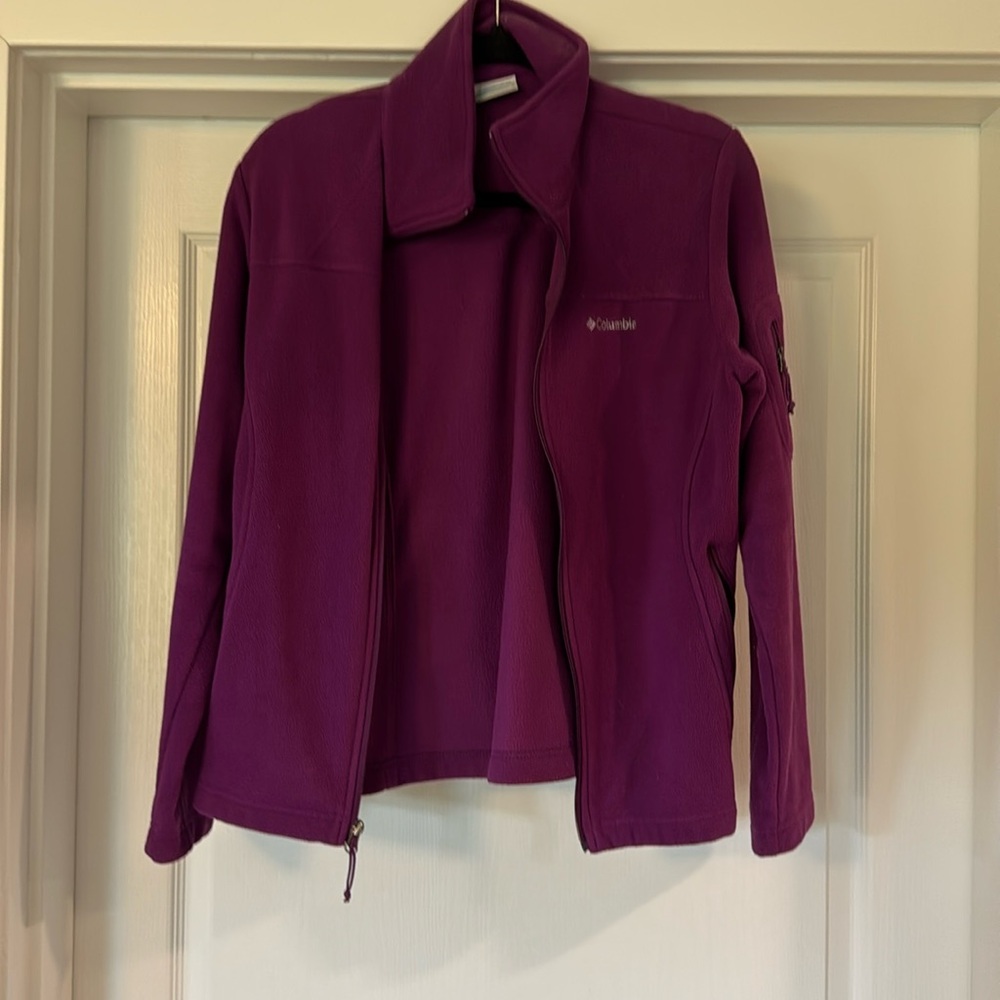 Medium Columbia polar fleece jacket